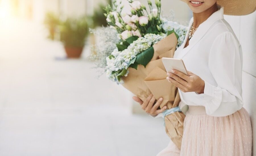 how-much-does-it-cost-to-develop-a-flower-delivery-app